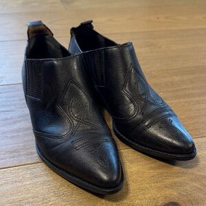 Mootsies Tootsies Women's Black Ankle Booties